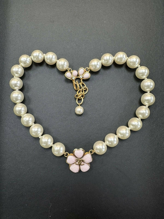 Chanel Vintage 97P Gripoix  Imitation Pearls Pink Camellias Necklace