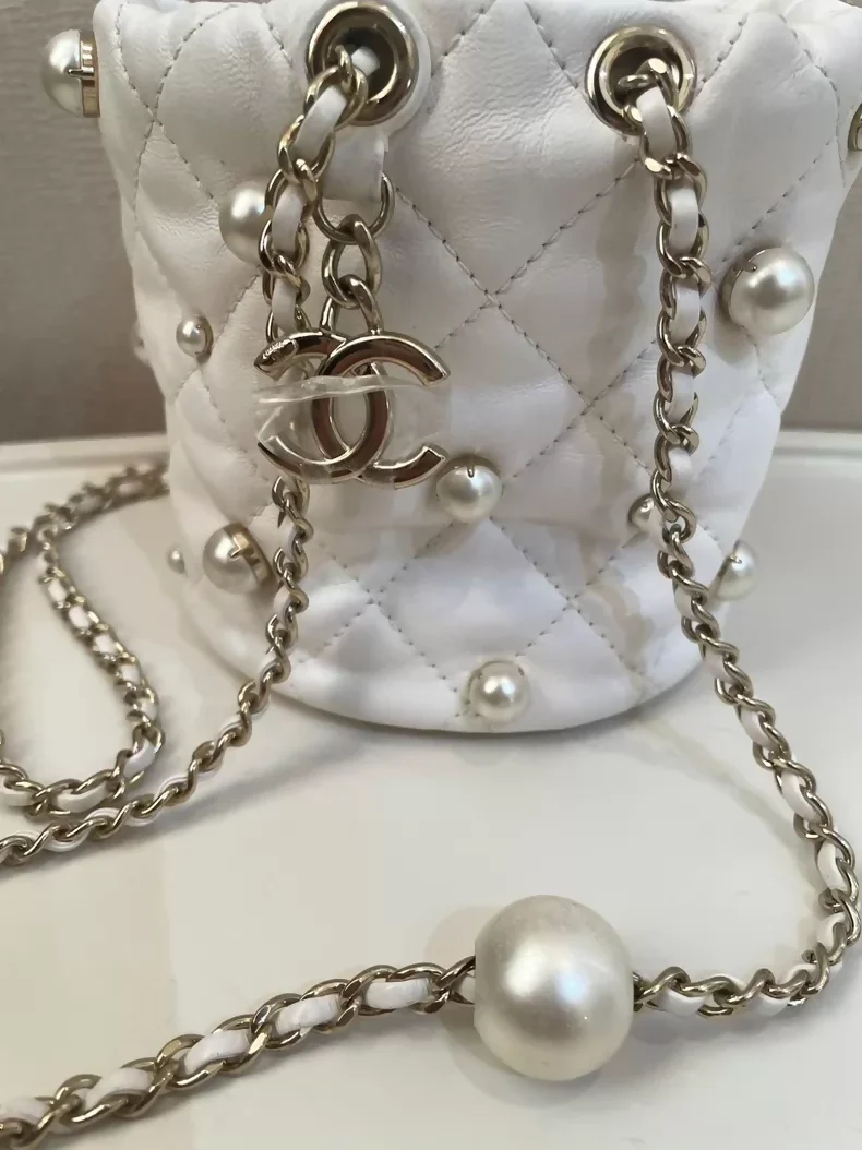 Chanel pearl white small bucket bag