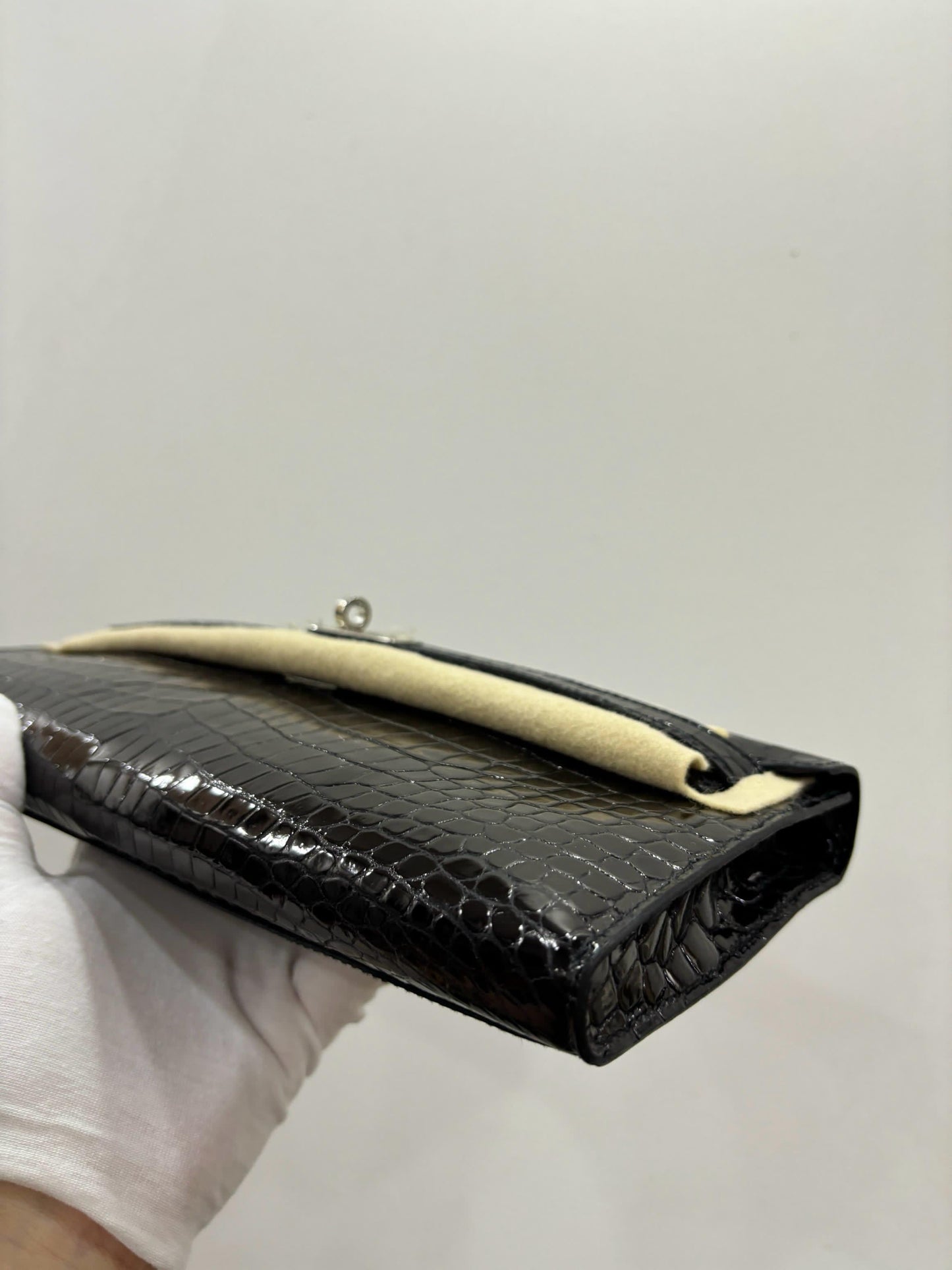 Hermès Black Shiny Crocodile Kelly Cut Clutch with Palladium hardware