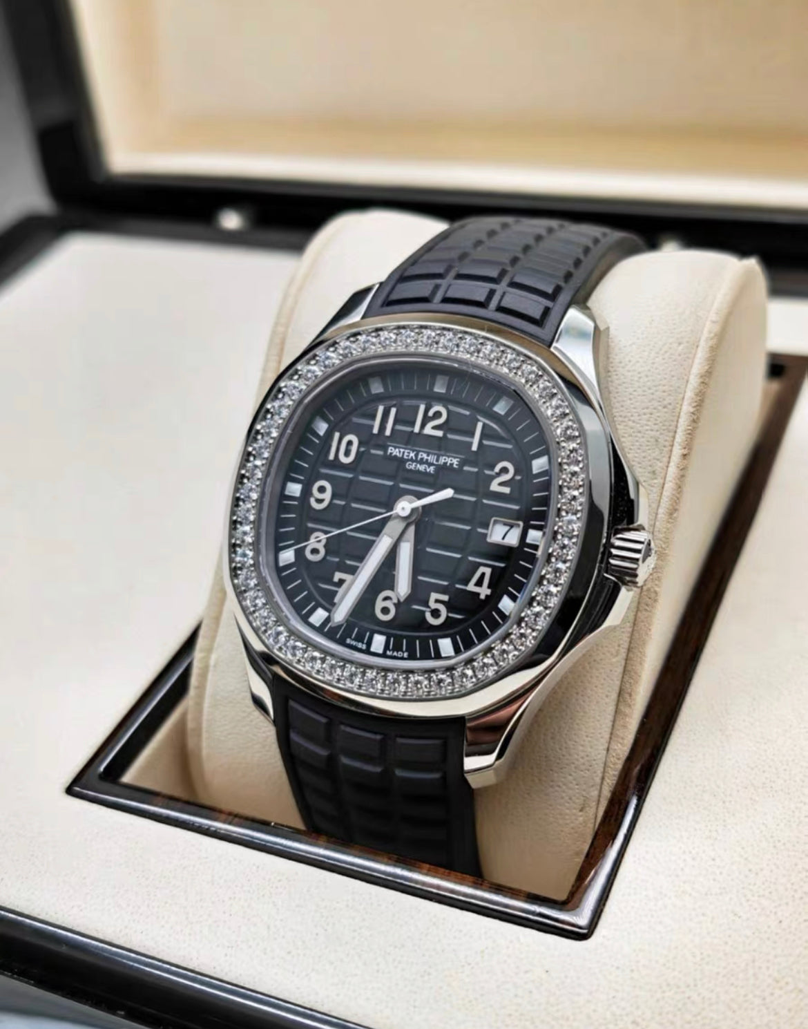 Patek Philippe Aquanaut Luce 5267/200A-001 Black Dial Diamond Bezel (2025)
