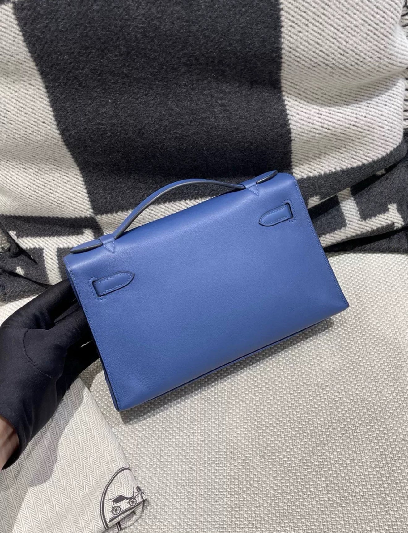 Hermès Kelly Pochette Blue de France Swift Leather Gold Hardware
