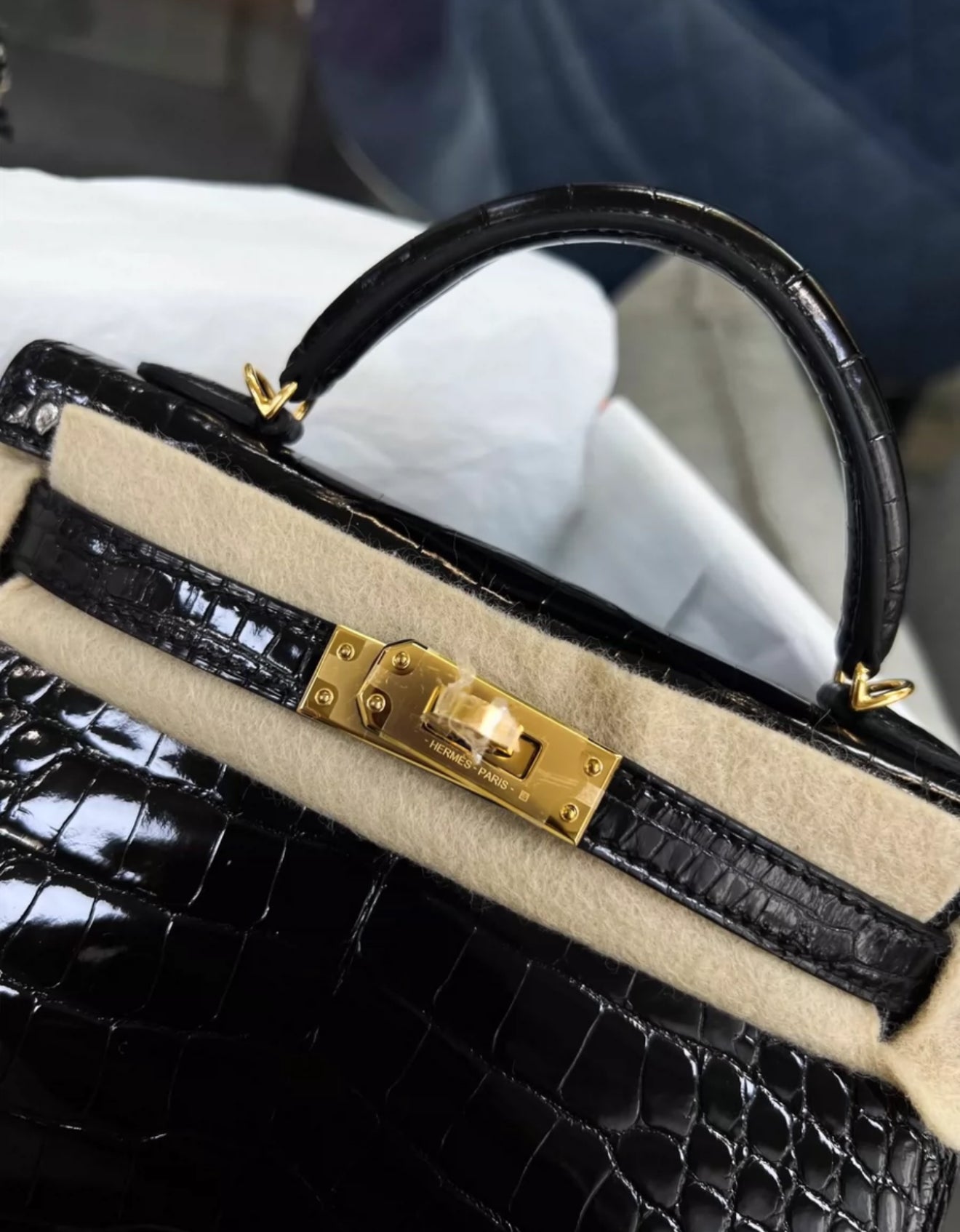 Hermès Mini Kelly Black Shiny Alligator Gold Hardware