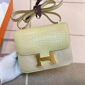 Hermes Constance Y1 Vanille Matte alligator Leather Gold Hardware