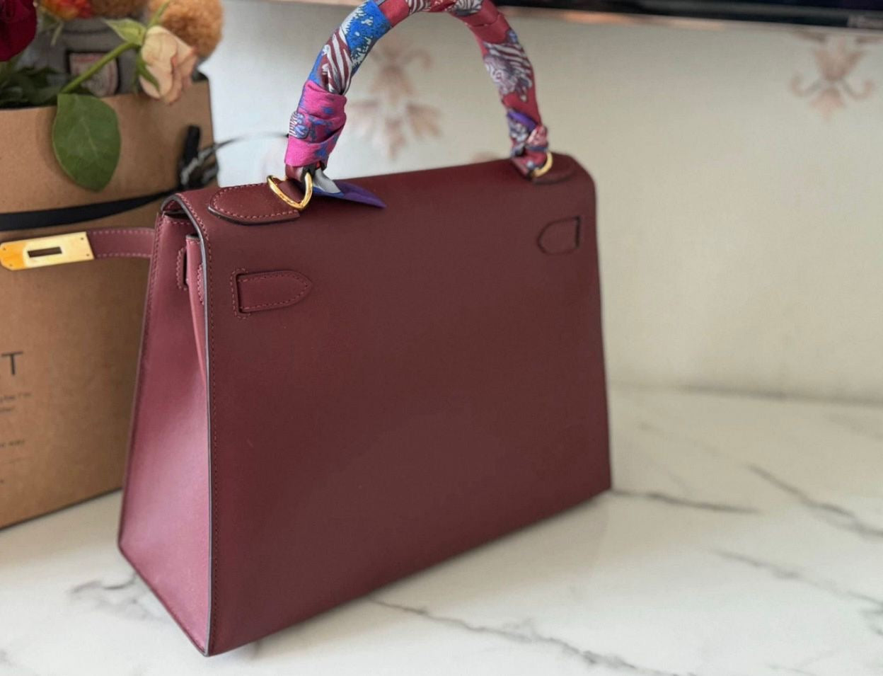 Hermès Kelly 28 Sellier Rouge H Sombrero Matt Box leather Gold Hardware