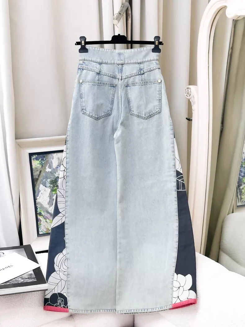 Chanel 21C light blue denim wide-leg pants