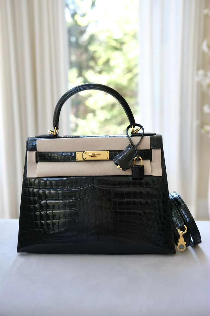 Hermes Kelly 28 Black Shiny Crocodile Leather Gold Hardware