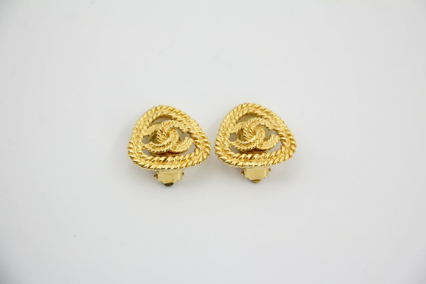 Chanel Vintage 86-92 Gold-plated Triangular Gold CC Clip-on Earrings