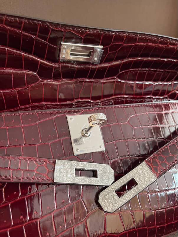 Hermès Kelly Cut Bourgogne Shiny Porosus Diamond Hardware