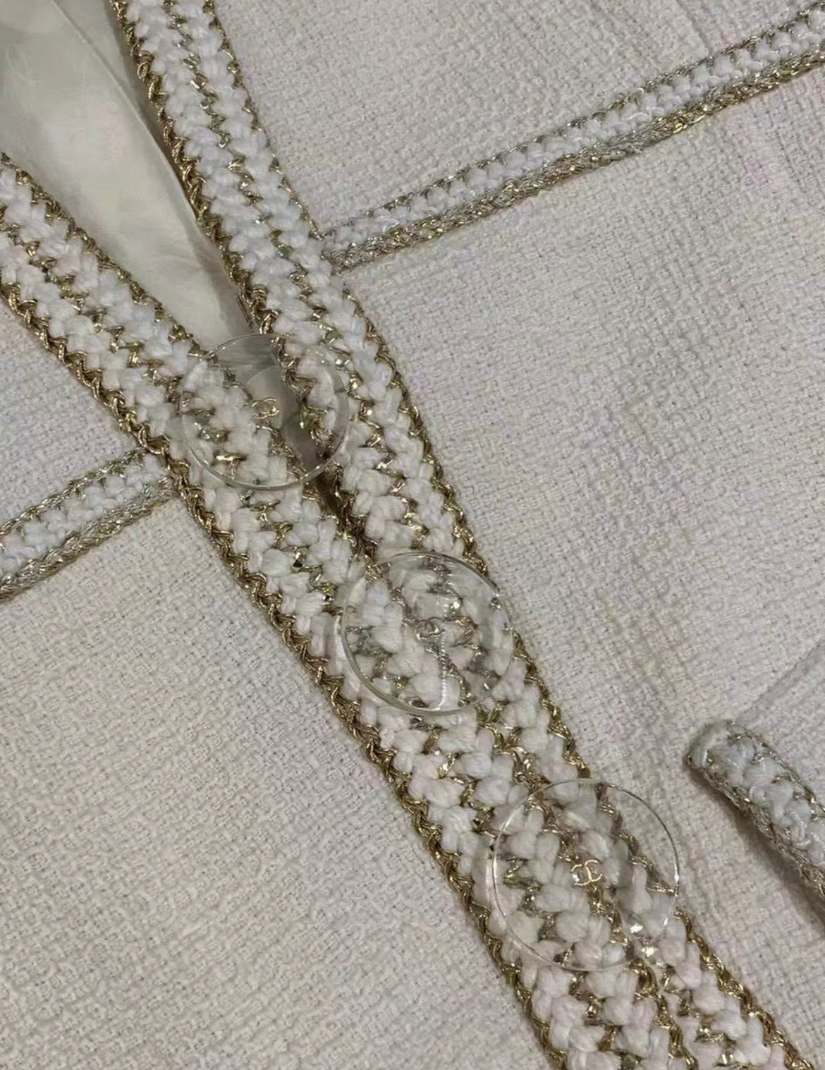 Chanel Pre-Fall 2017 Metiers DArt Ritz 17A Ecru Cream Jacket size 38