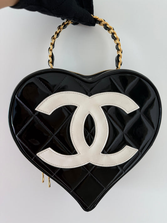 CHANEL Chanel Vintage 95 Barbie Cc Heart Vanity Bag - Onesize handbag - Vintage fashion from Top Quality Luxury Designers Bag