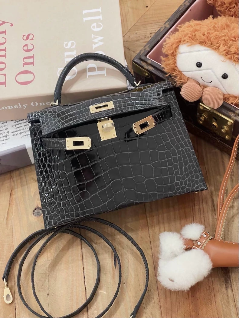 Hermès Mini Kelly 20 graphite grey shiny crocodile leather light gold hardware