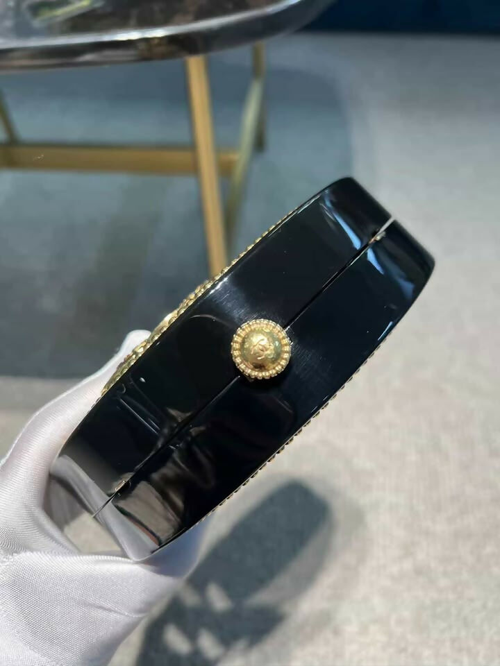 Chanel Owl Minaudière- Cruise 2018 collection