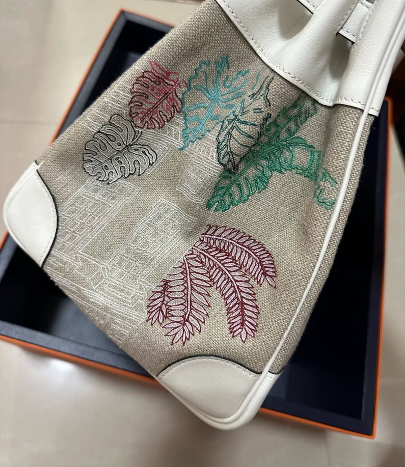 Hermès Limited Edition Birkin 35 White Swift and Multicolor Canvas Embroidery Faubourg Tropical Palladium Hardware