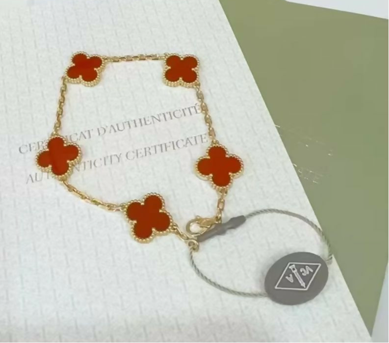 Van Cleef Arpels Vintage Alhambra Bracelet – 18K Gold with Red Carnelian