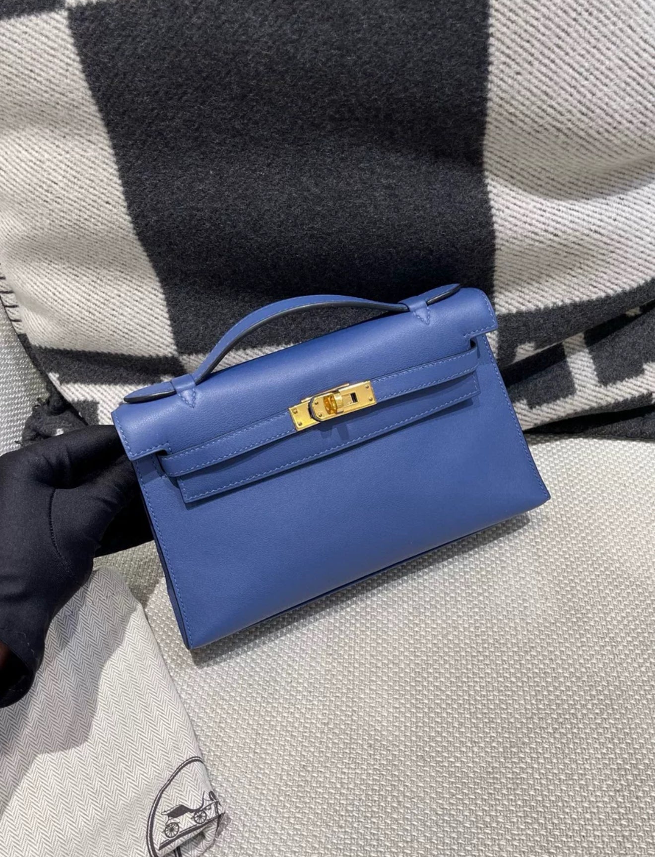 Hermès Kelly Pochette Blue de France Swift Leather Gold Hardware