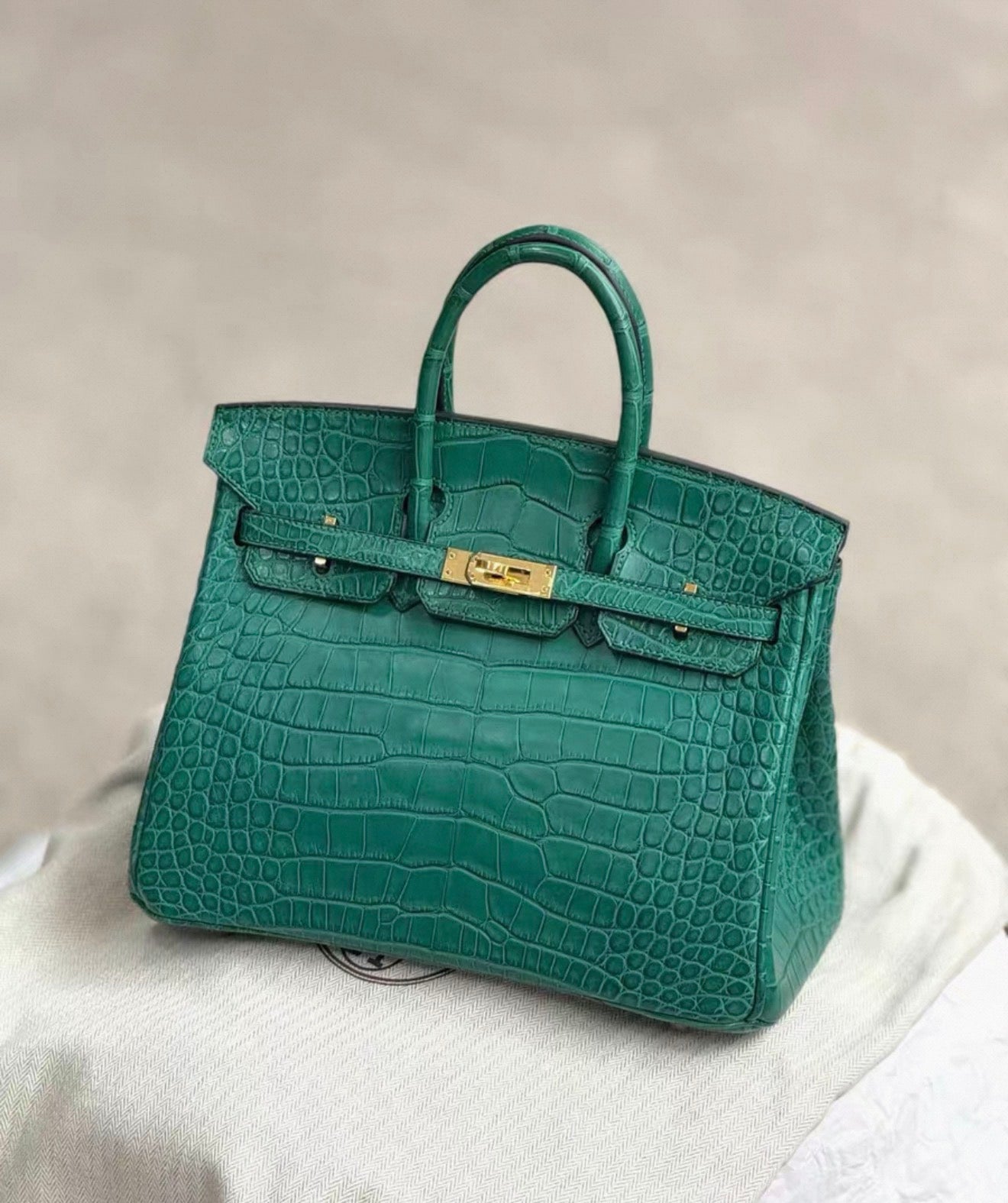 Hermès Birkin 25 Green Malachite Matte Alligator Gold Hardware