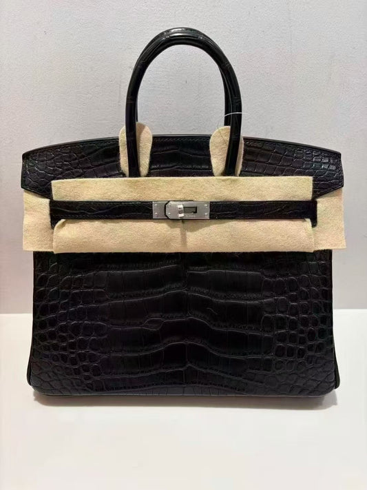 Hermes Birkin 25 Black Matte Alligator Palladium hardware