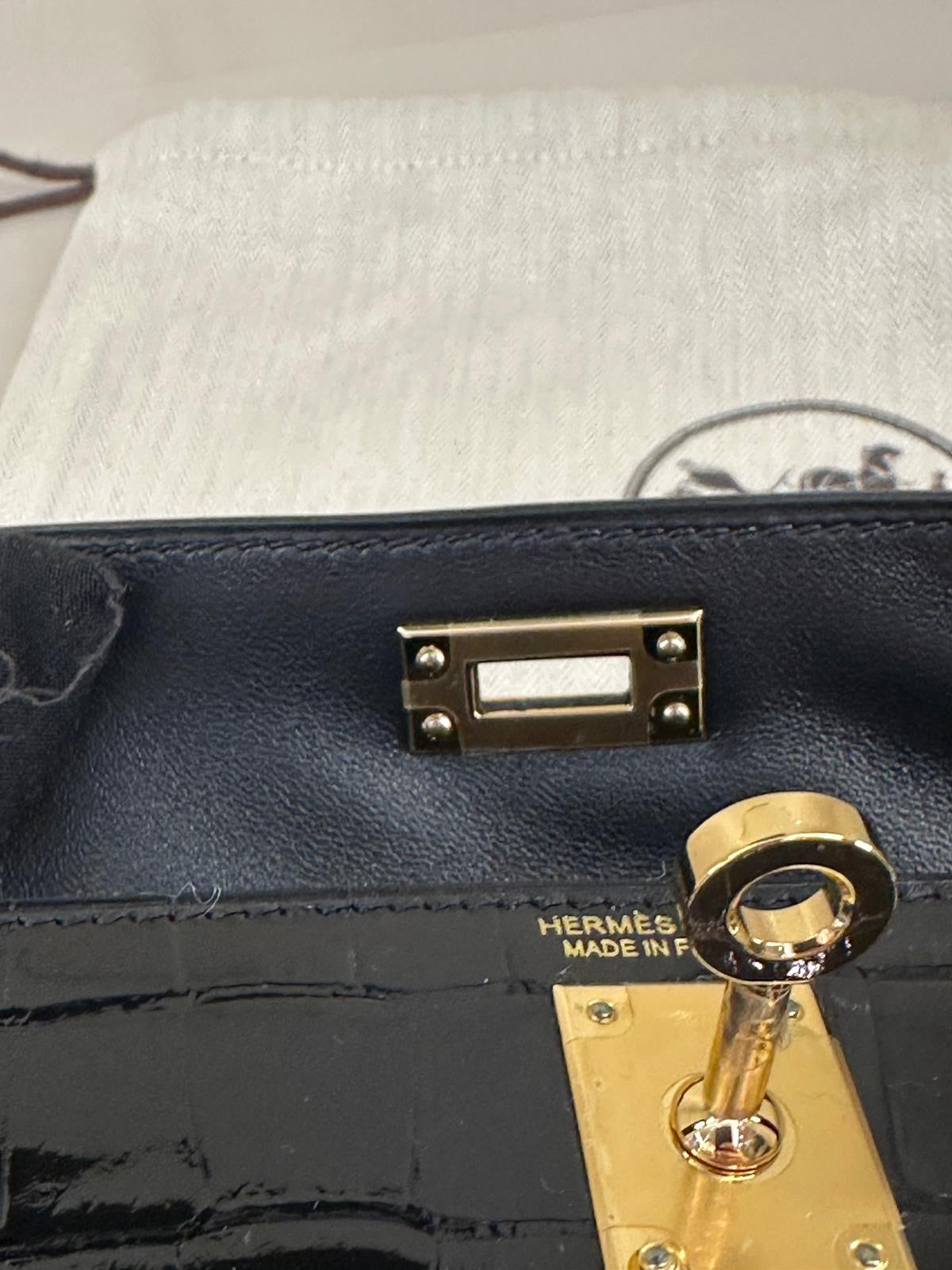Hermès Mini Kelly Black Shiny Alligator Gold Hardware
