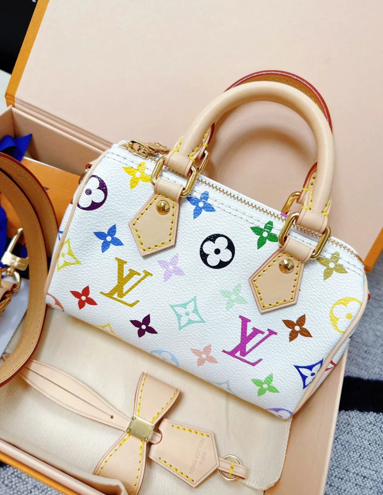 LOUIS VUITTON x Takashi Murakami NANO SPEEDY white tri-color, Boston bag