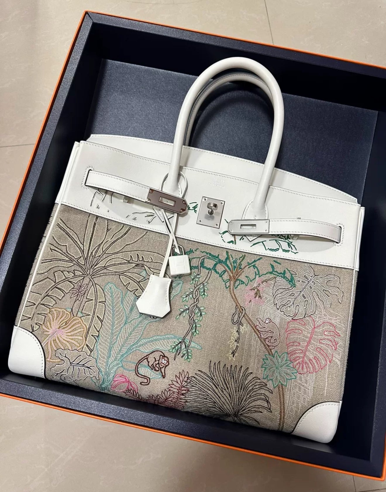 Hermès Limited Edition Birkin 35 White Swift and Multicolor Canvas Embroidery Faubourg Tropical Palladium Hardware