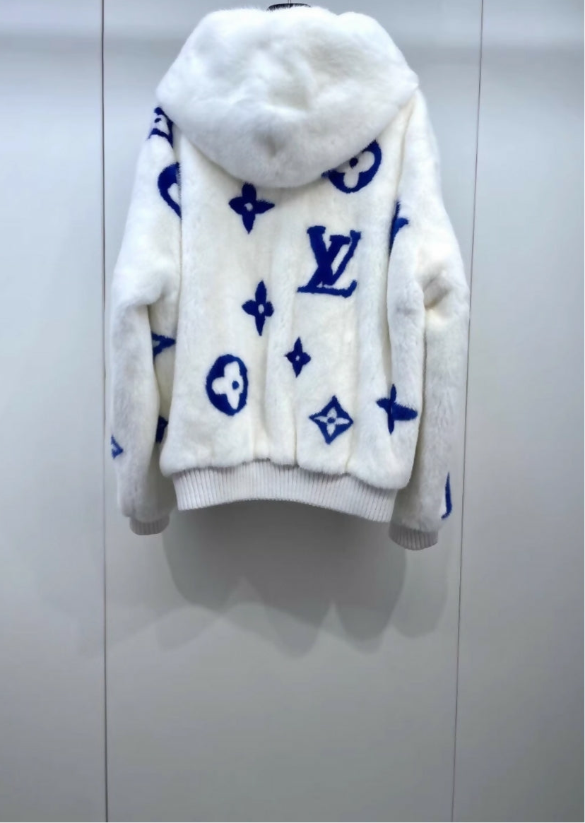 Louis Vuitton white  blue mink fur coat