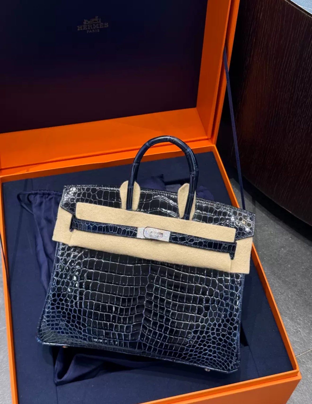 Hermes Birkin 25 Dark Blue Crocodile Leather with white Gold  Dimaonds Hardware