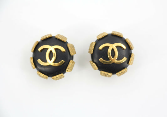 Chanel Vintage 94 Gold Plated  Resin Buckle CC in Black and Gold Clip-on Earrings