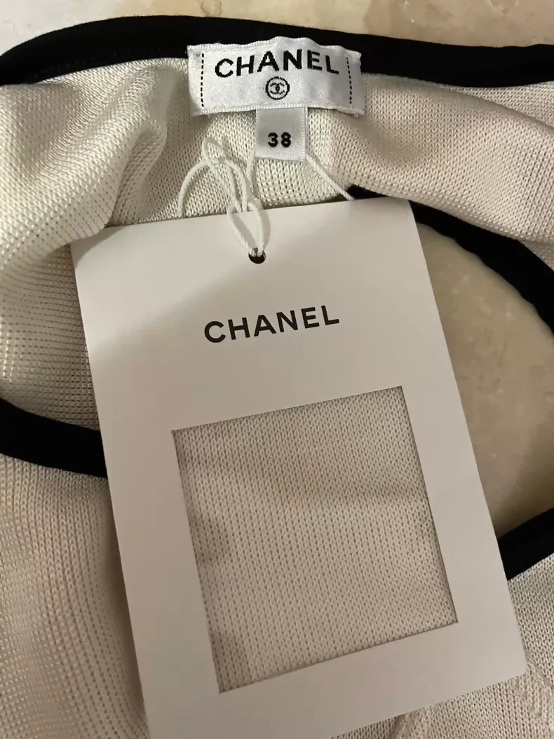 Chanel long-sleeved black and white top