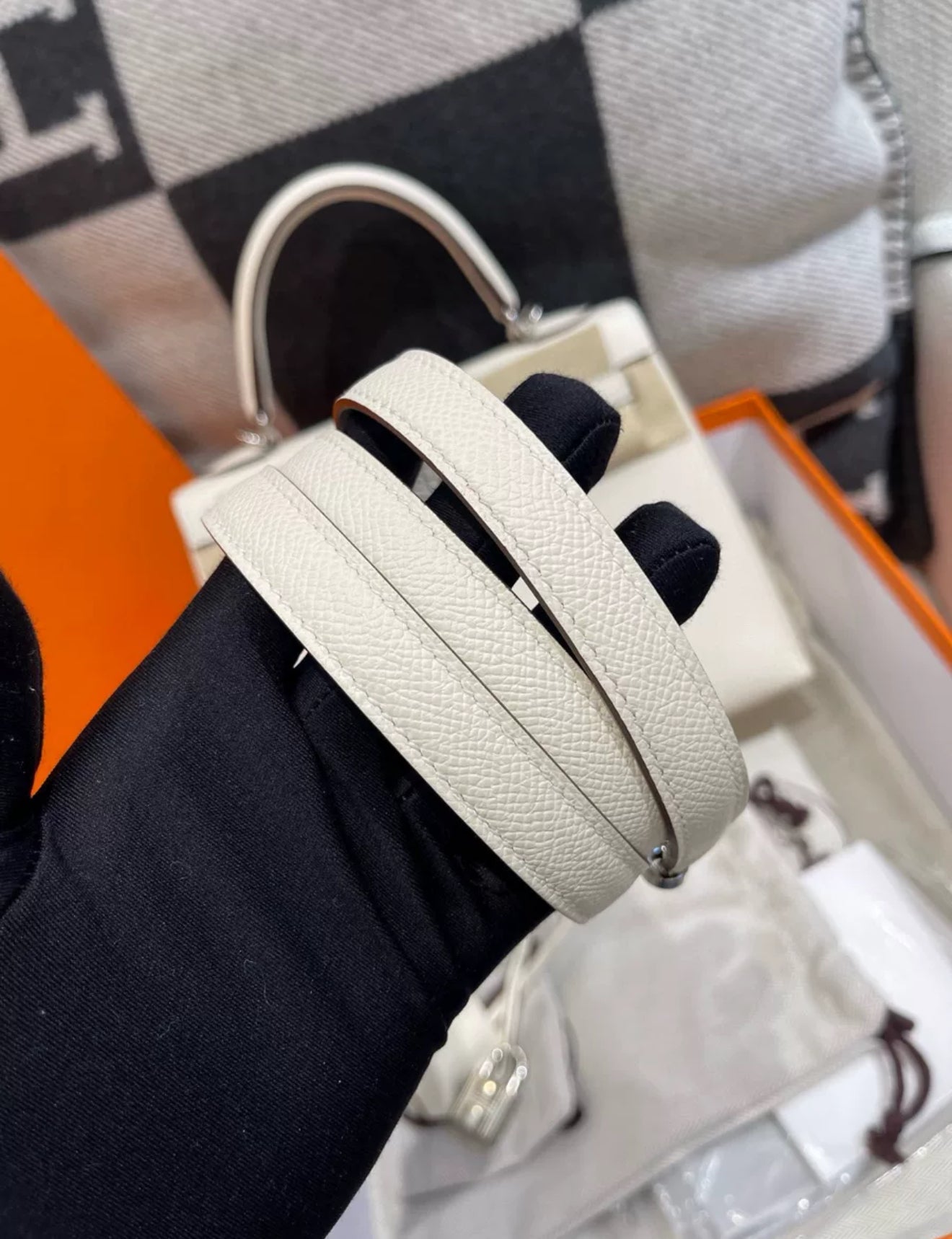 Hermès Kelly 25 Epsom Nata Leather Palladium Leather