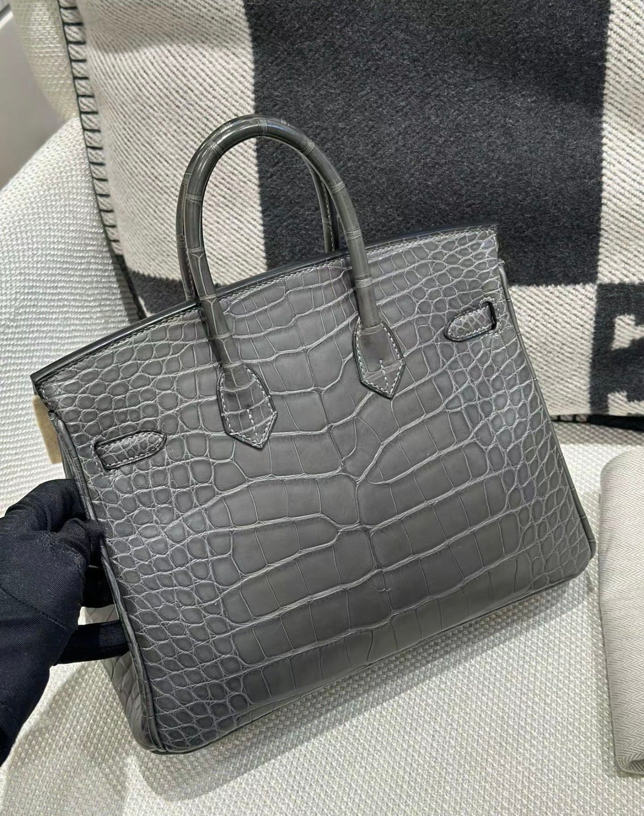 Hermes Birkin 25 graphite matte alligator gold hardware