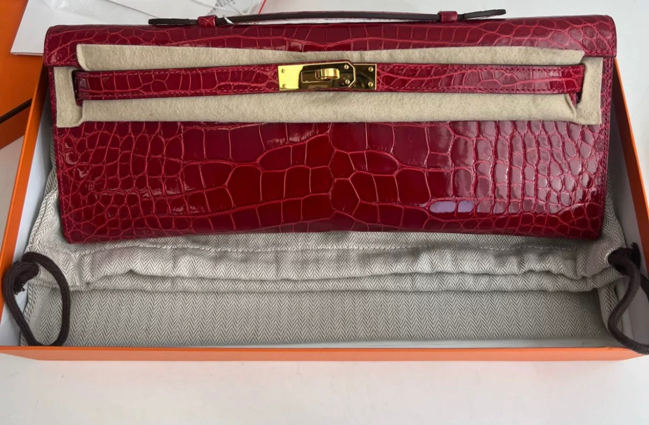 Hermes Kelly Cut Red Alligator Leather Gold Hardware