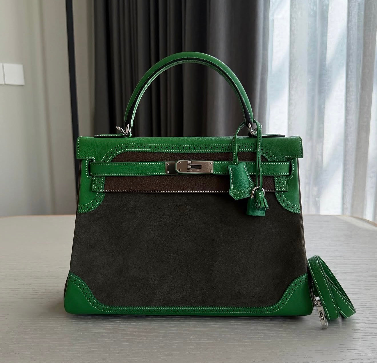 Hermès Kelly 32 Ghilles Vert de Gris Grizzly Taupe Clemence Bamboo evercolor Palladium hardware