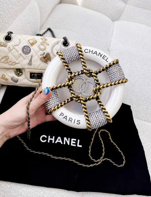CHANEL MINAUDIÈRE LIMITED EDITION WHITE, GOLD  CLEAR RESCUE WHEEL GOLD-TONE HARDWARE