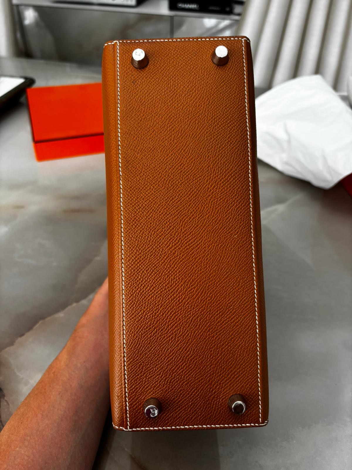 Hermès Kelly 25 Veau Epsom Leather Palladium Hardware