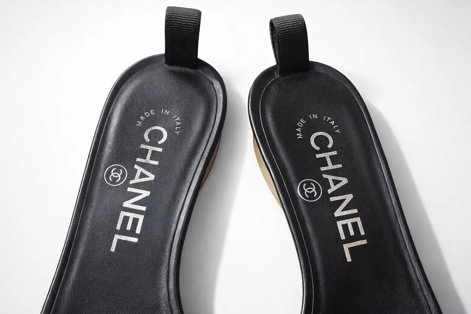 Chanel 19S Sand by the Sea Runway PVC Black Leather Heel Mule Slides EU 37.5C