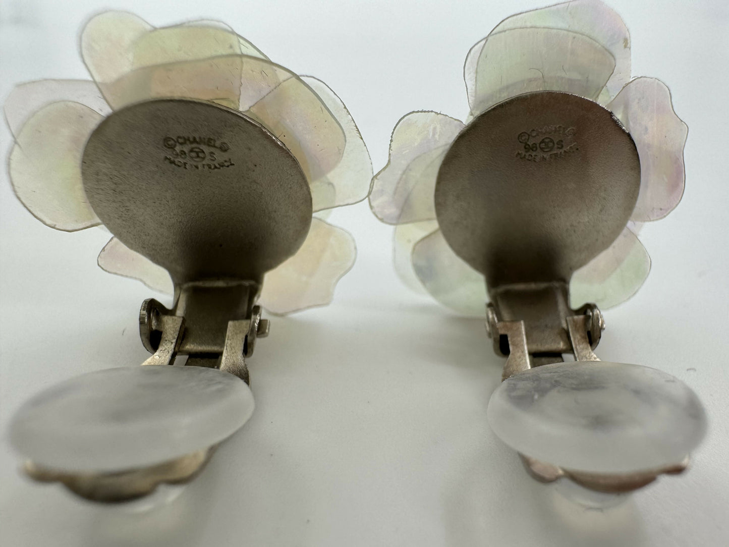 Chanel Vintage 98S Resin Iridescent Camellia 3D Clip-on Earrings