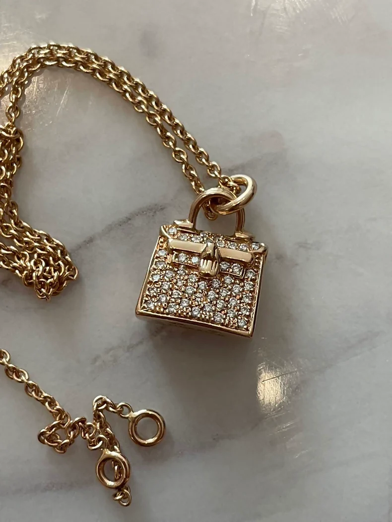 Hermès Kelly necklace, full diamond rose gold,