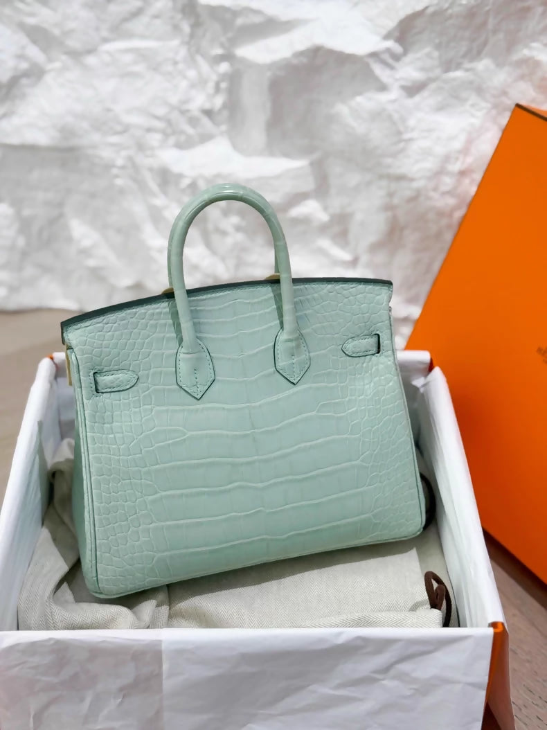Hermes Birkin 25 6U Vert Deau matte crocodile leather gold hardware