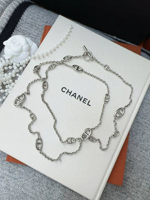 Hermès 120cm Farandole chain made from sterling Silver with the iconic Chaine dancre motifs