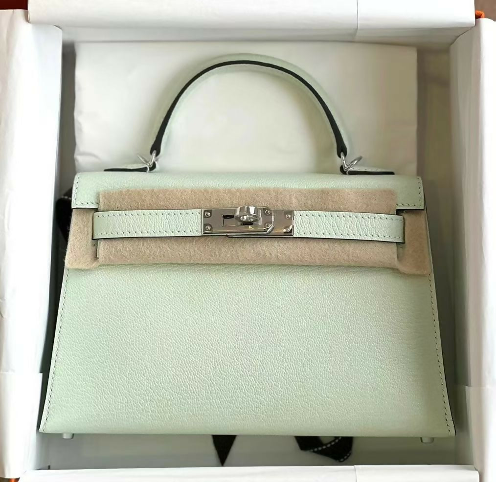 Hermès Mini Kelly 20 (20) Vert Bull-Bull Chèvre Mysore with Palladium Hardware