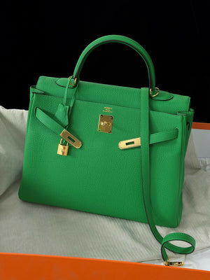Hermès Kelly Retourne 35 Bambou Togo with Gold Hardware