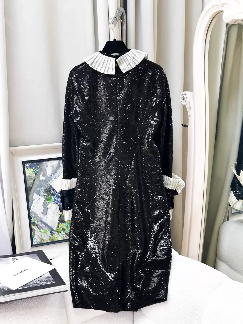 Chanel 2009 runway piece black & White sequined dress