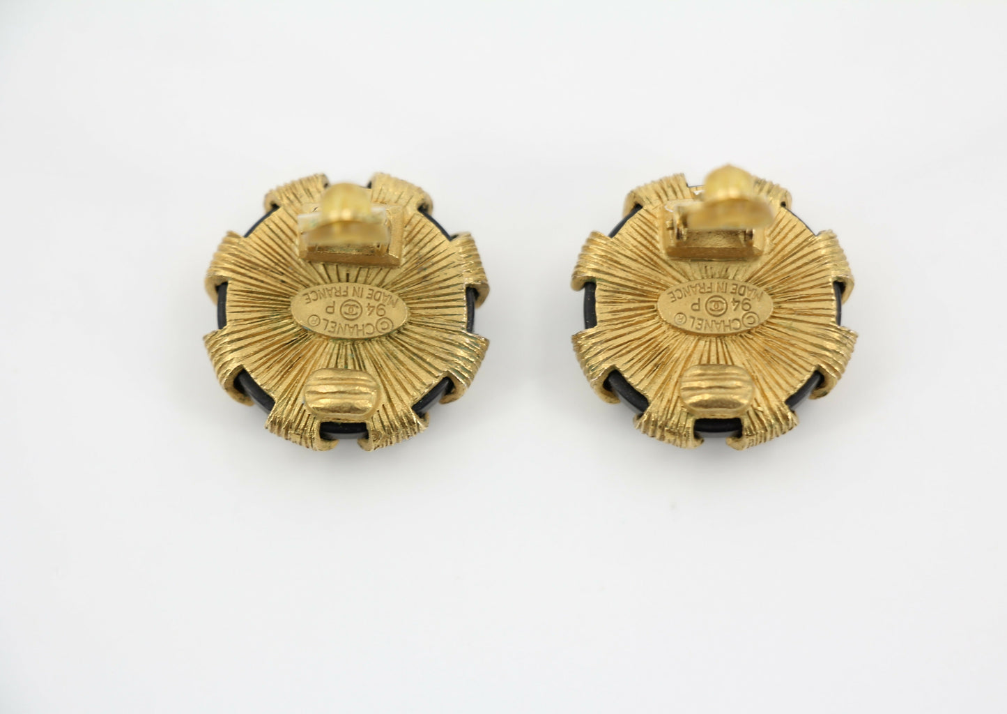 Chanel Vintage 94 Gold Plated  Resin Buckle CC in Black and Gold Clip-on Earrings