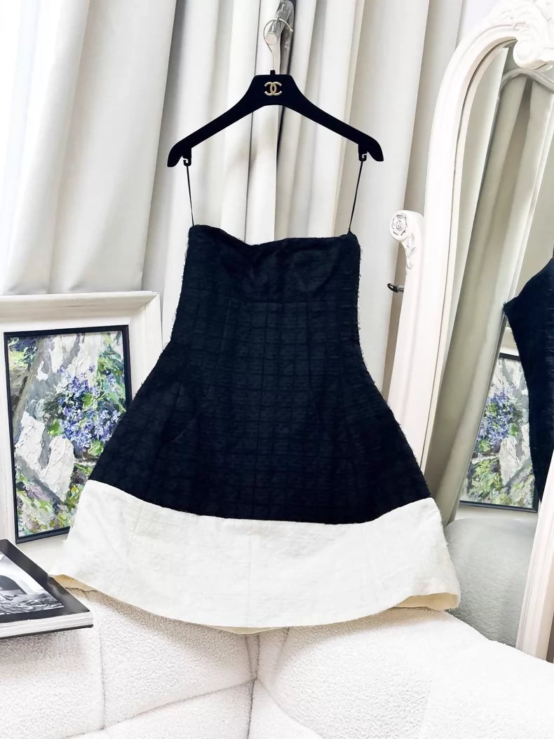 Chanel 10S Black and White Dress