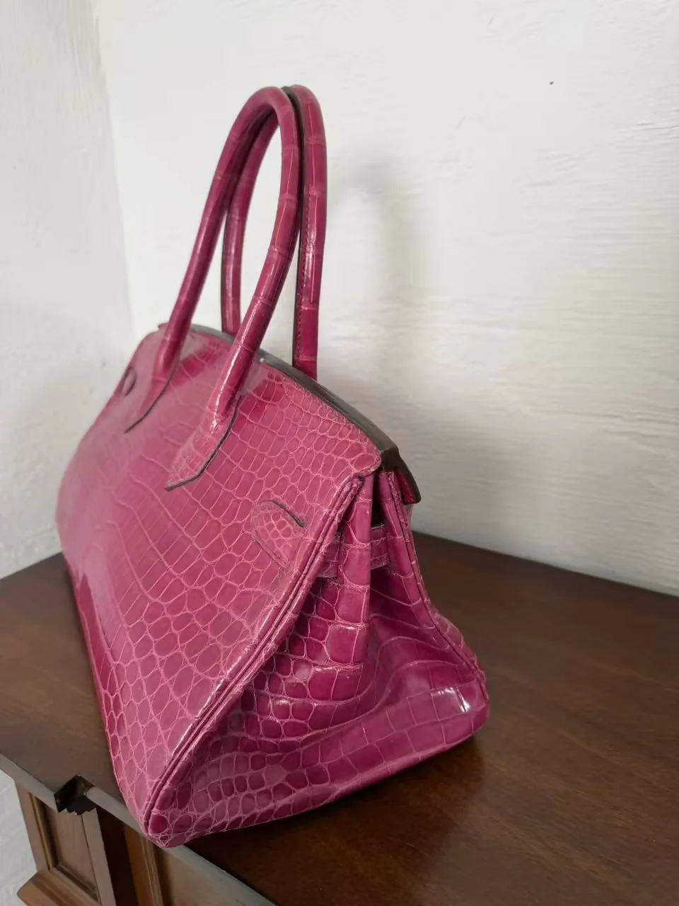 Hermes Birkin shoulder Pink shiny crocodile leather palladium harwdare