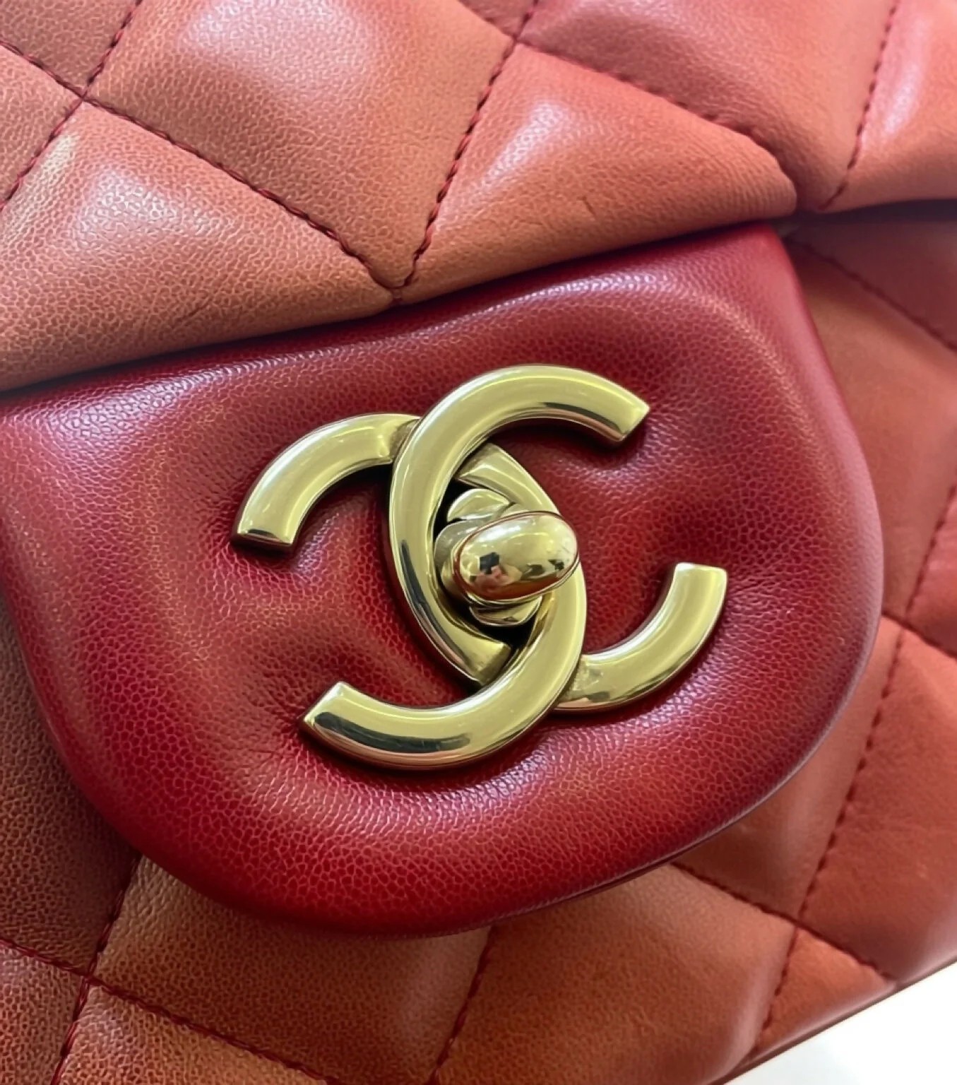 Chanel Jumbo Classic Ombre Pink Burgundy Quilted Lambskin Single Flap Bag