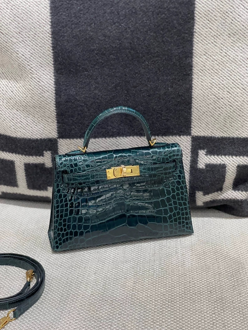 Hermes Mini kelly 20 V0 Vert Rousseau shiny Alligator leather gold hardware