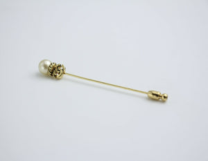 Chanel Vintage 1954-71 Gold-plated Imitation Pearl Twist CC Bar Brooch