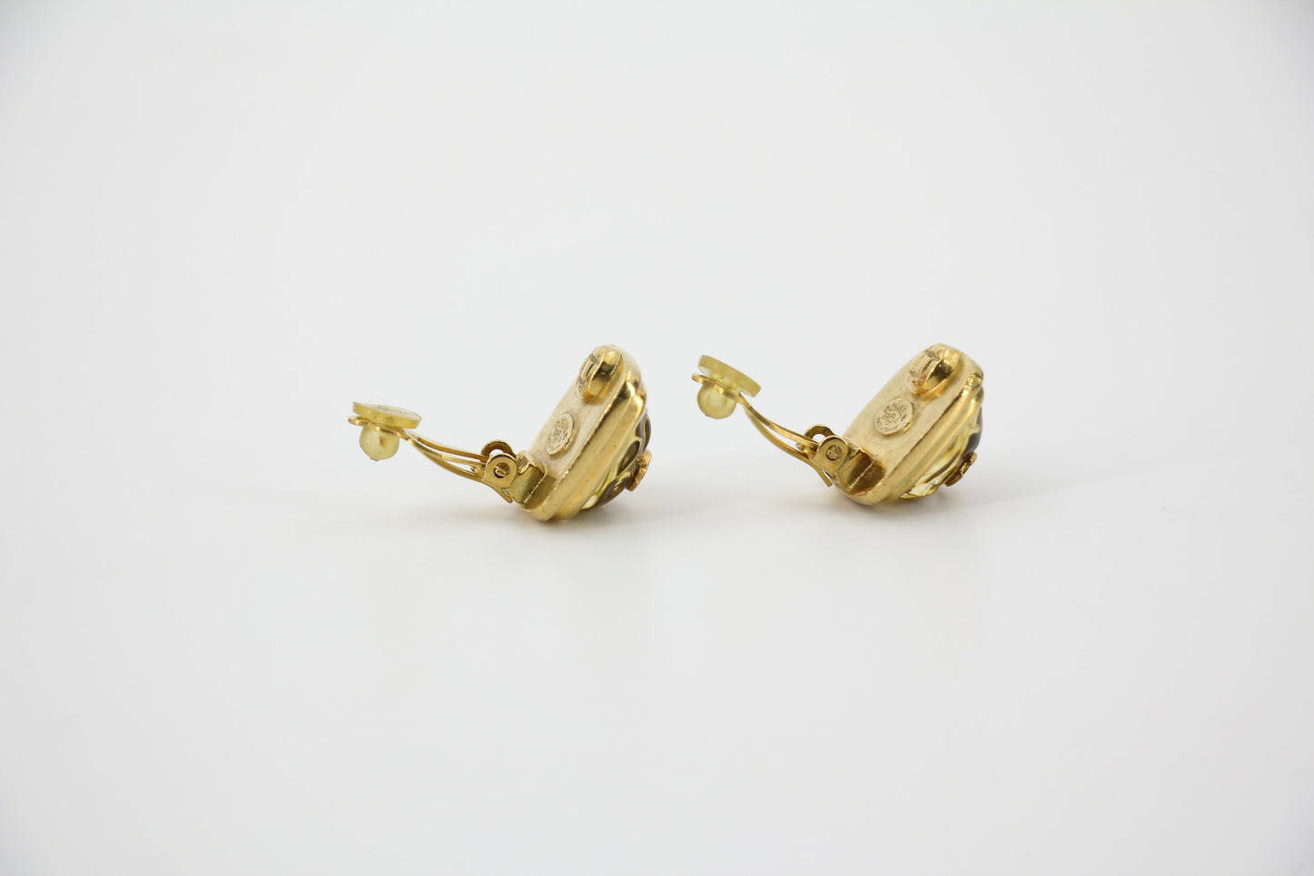 Chanel Vintage 99A Amber Gripoix Yellow Square Clip-on Earrings