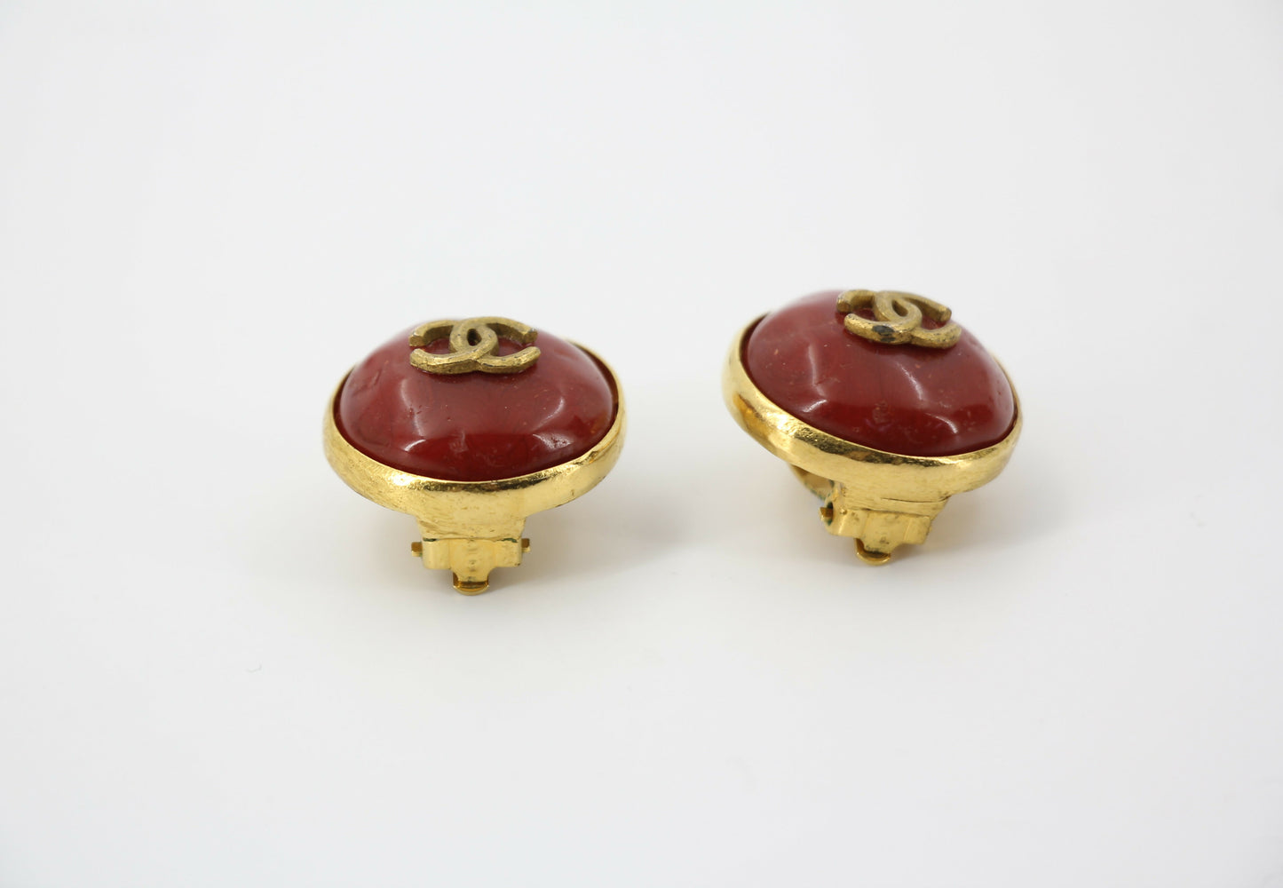 Chanel Vintage 98P Imitation Beeswax Red  Gold-Tone CC Clip-On Earrings